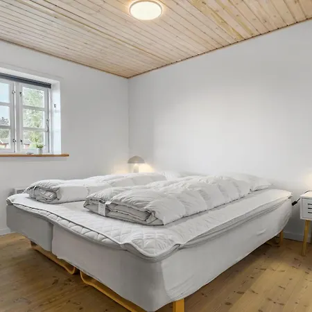 Dejligt Hus Med 3 Soveværelser I Brovst *