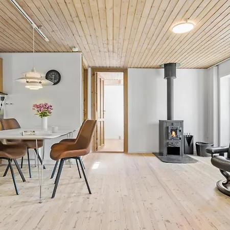 Dejligt Hus Med 3 Soveværelser I Brovst Feriehus *
