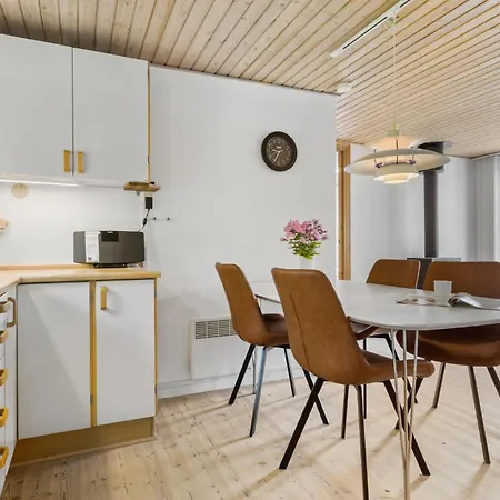 Feriehus Dejligt Hus Med 3 Soveværelser I Brovst Brovst